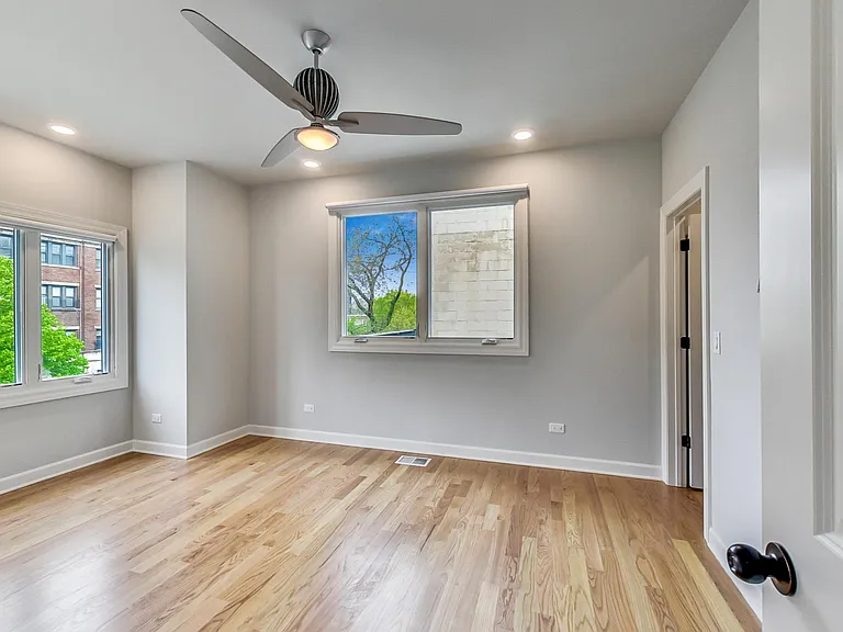 6115 S University Ave #6 — Photo 19