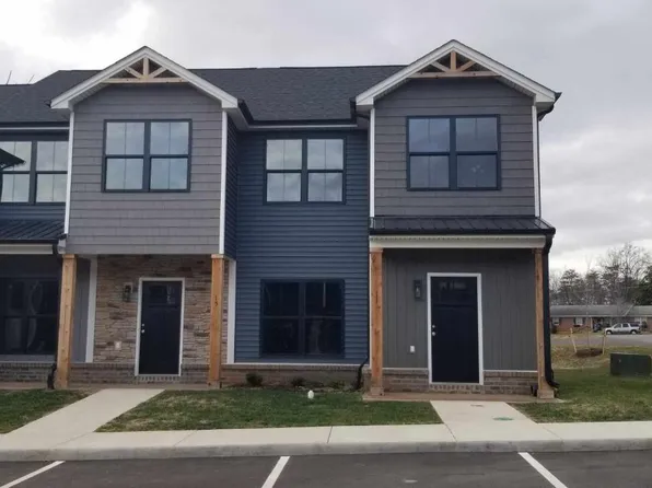 15 Villa Ct, Evington, VA 24550