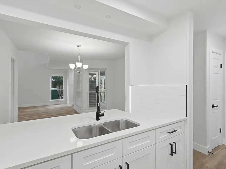 3602 Storm Creek Dr — Photo 8