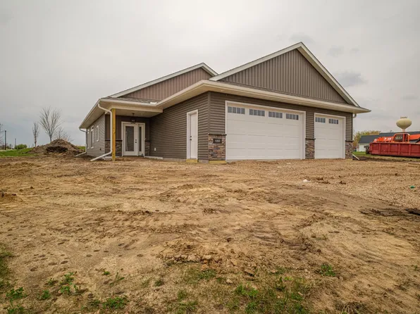 1352 Bradford St SE, Hutchinson, MN 55350