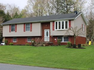 210 Kelly Dr, Windber, PA 15963