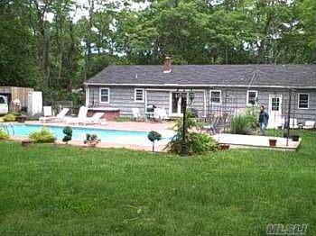 2nd image of 34 Glade Rd