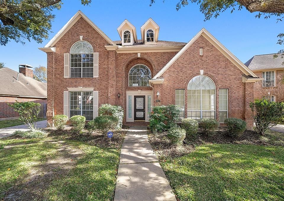 1st image of 811 Epperson Way Court