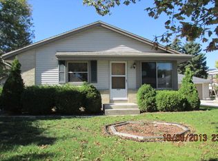 8313 N 106th St, Milwaukee, WI 53224