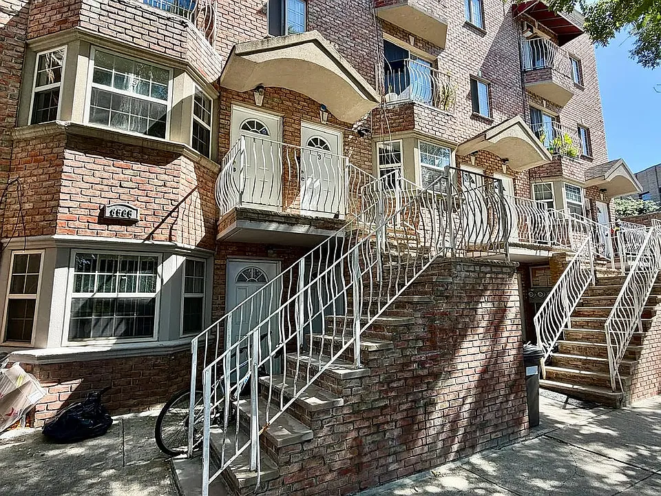 85-65 116th St #2