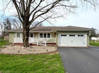 1145 Richey Rd, Zanesville, OH 43701