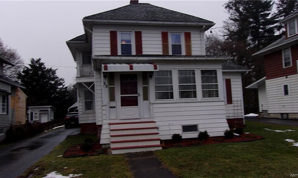 1st image of 33 Early St