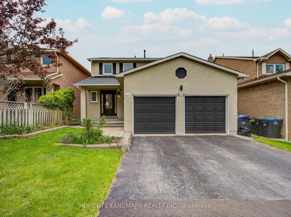 2105 Folkway Dr, Mississauga, ON L5L 3G3