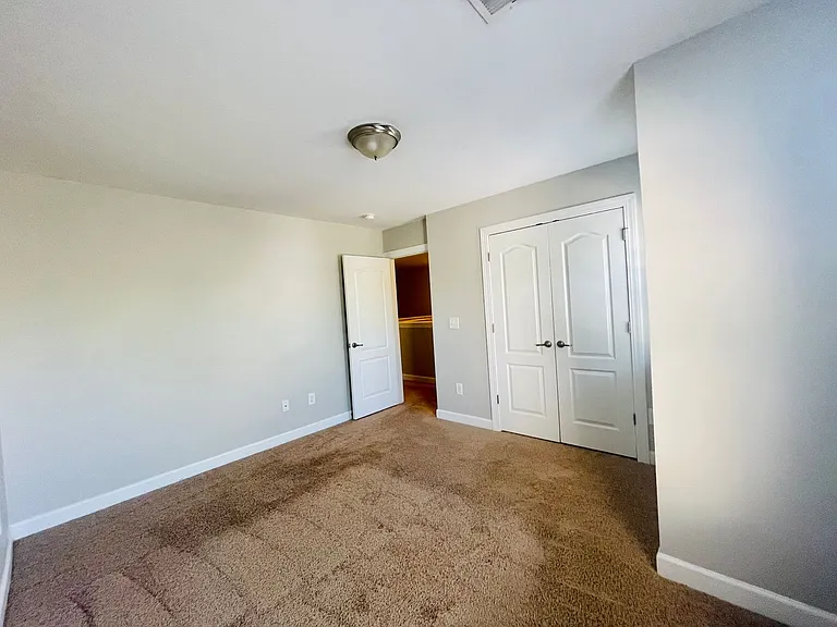 1032 Fairway Ln — Photo 42