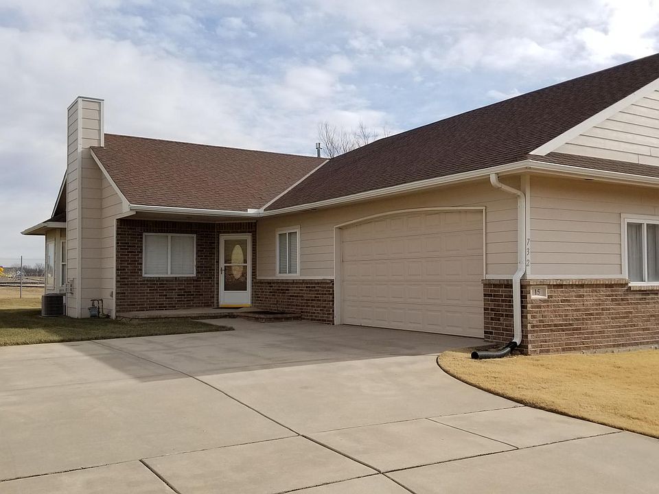 732 Bristol Circle #15