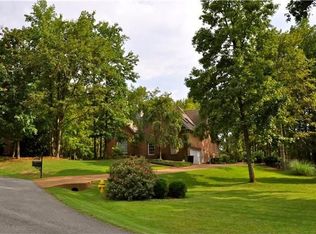 65 Valley Brook Dr, Hendersonville, TN 37075