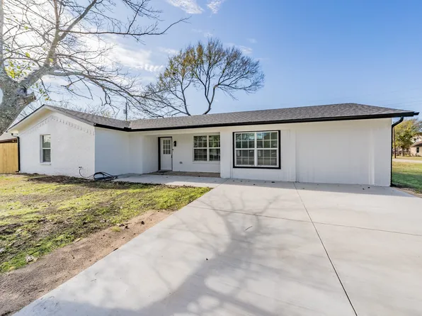 207 N Hickory St, Venus, TX 76084