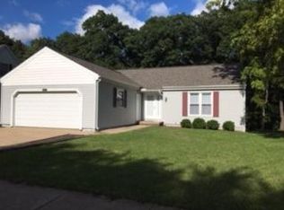 301 Cedar Ave, Morton, IL 61550