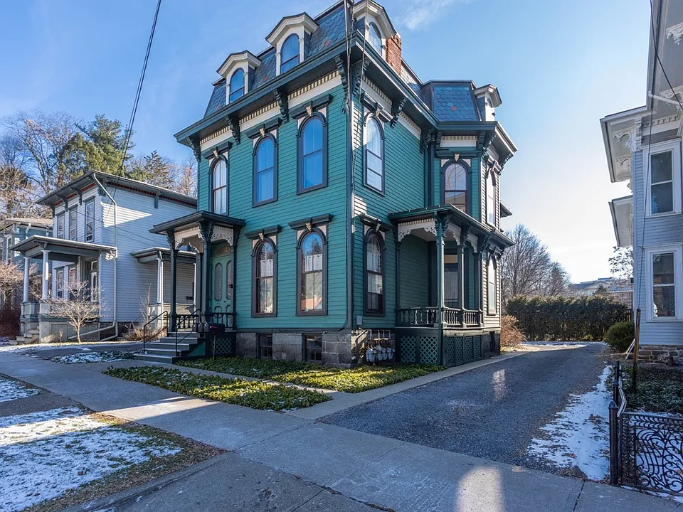 313 E Court St #A