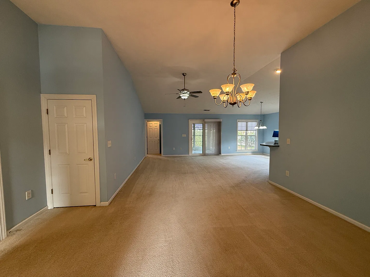 7939 Leeward Ln — Photo 4
