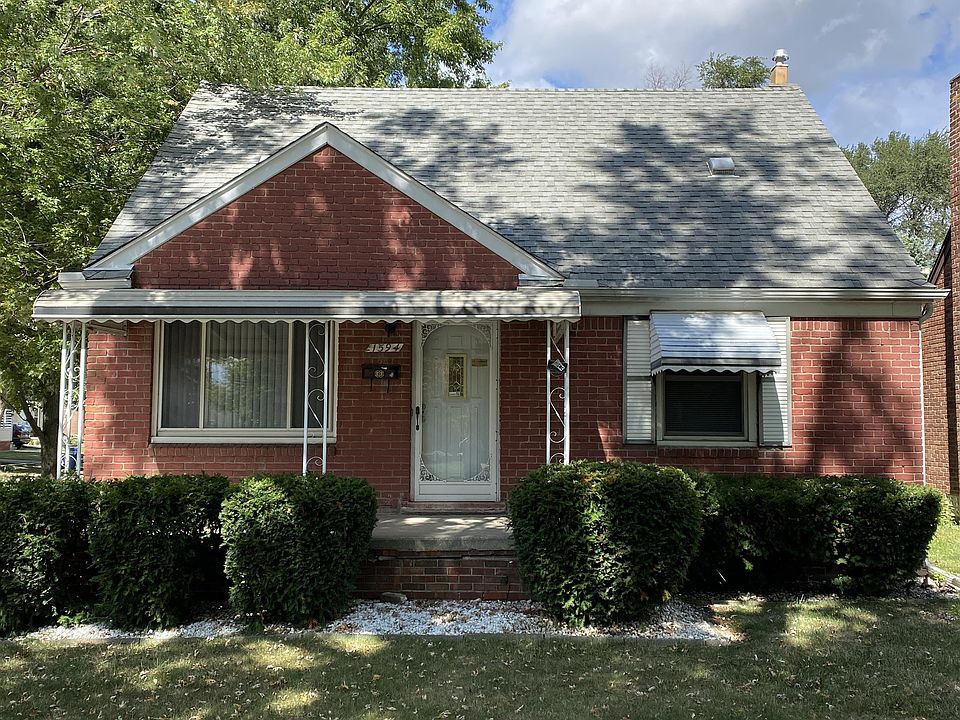 1st image of 1594 Brest Ave