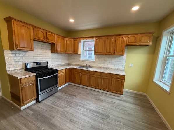 558-560 Bond St #2, Elizabethport, NJ 07206