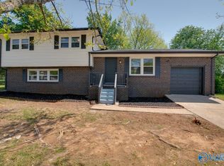 3202 Rita Ln NW, Huntsville, AL 35810