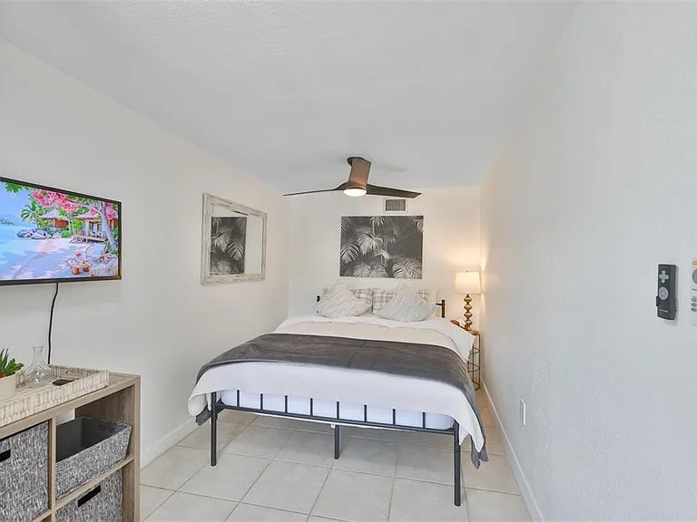 2575 S Himes Ave #A — Photo 17