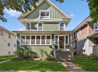 1115 Wesley Ave, Oak Park, IL 60304