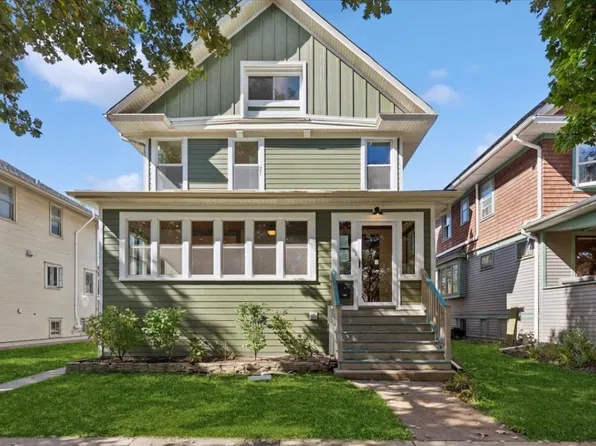 (undisclosed Address), Oak Park, IL 60304