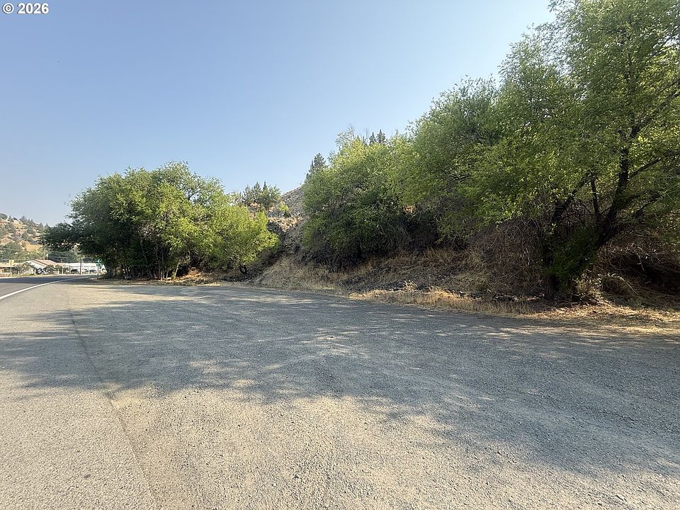 1st image of S Canyon Blvd