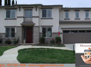 1037 King Palm Dr, Simi Valley, CA 93065