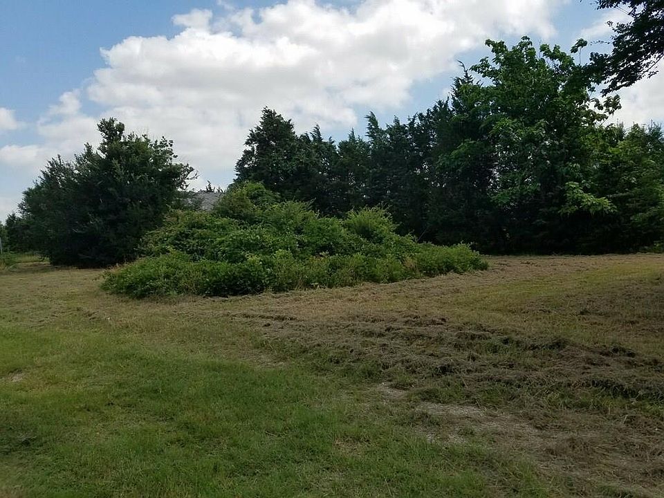 1st image of 119 Fm 833 E