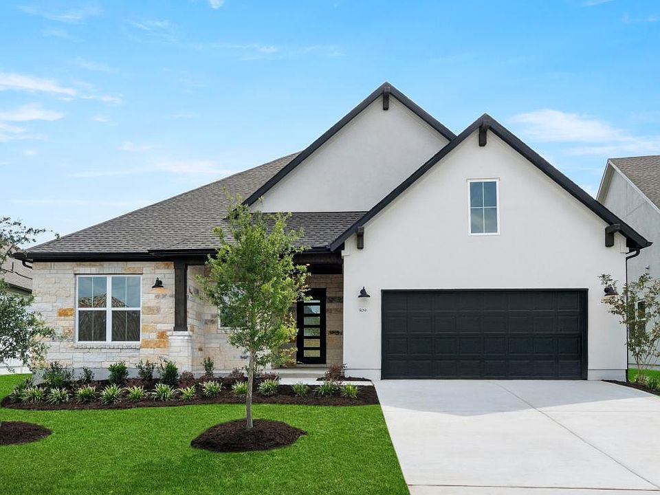 Beautiful Hill Country exterior