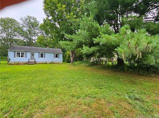 189 Lake St, Moosup, CT 06354