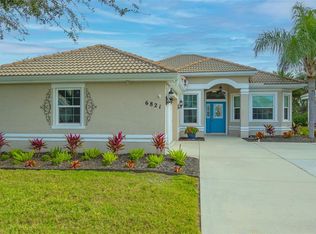 6821 Winslow St, Sarasota, FL 34243