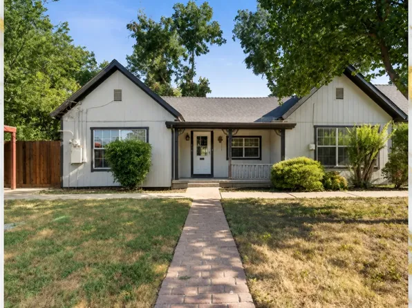 314 W 4th St, Weatherford, TX 76086