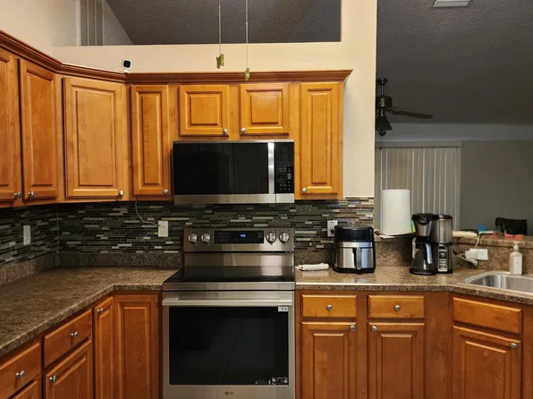 5050 Dewey Avenue, Sebring, FL 33875
