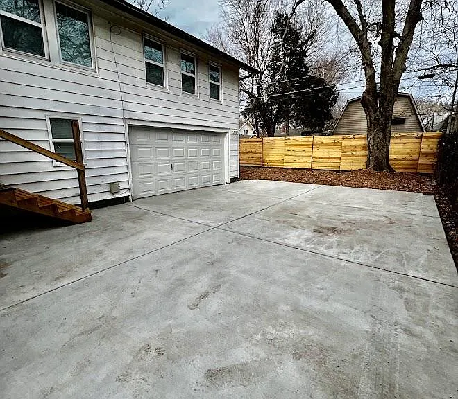 1242 N Coolidge Ave — Photo 15