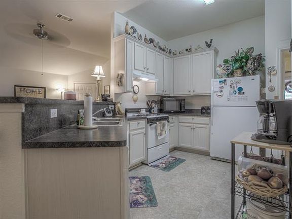 4th image of 8828 Highland Orchard Dr