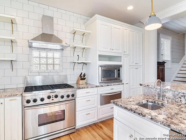 702 W French Pl — Photo 23