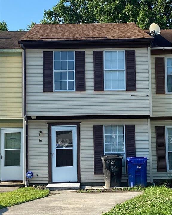 1st image of 16 Peachtree Ct #1