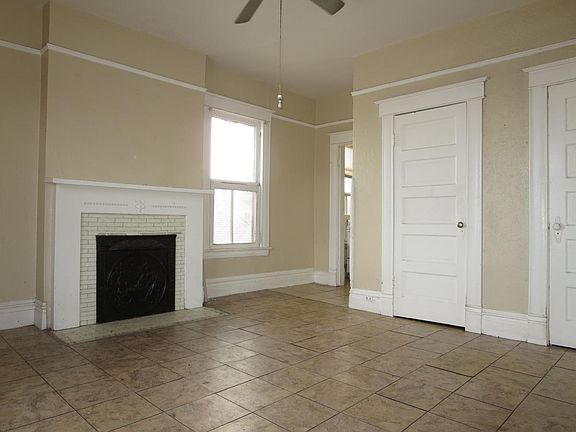 3rd image of 1219 N El Paso St APT 5
