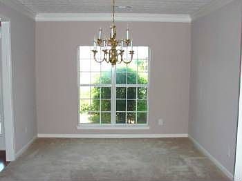 3rd image of 212 Vernon Walk