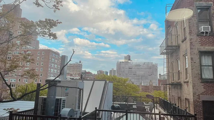 Rented by Douglas Elliman | media 18