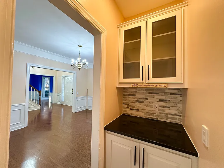 15813 Prestwoods Ln — Photo 5