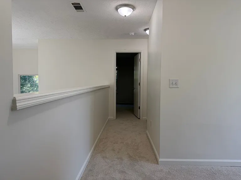 106 Meridian Ct — Photo 26