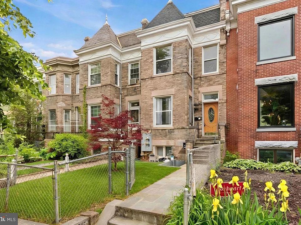 1st image of 131 R St NE #A