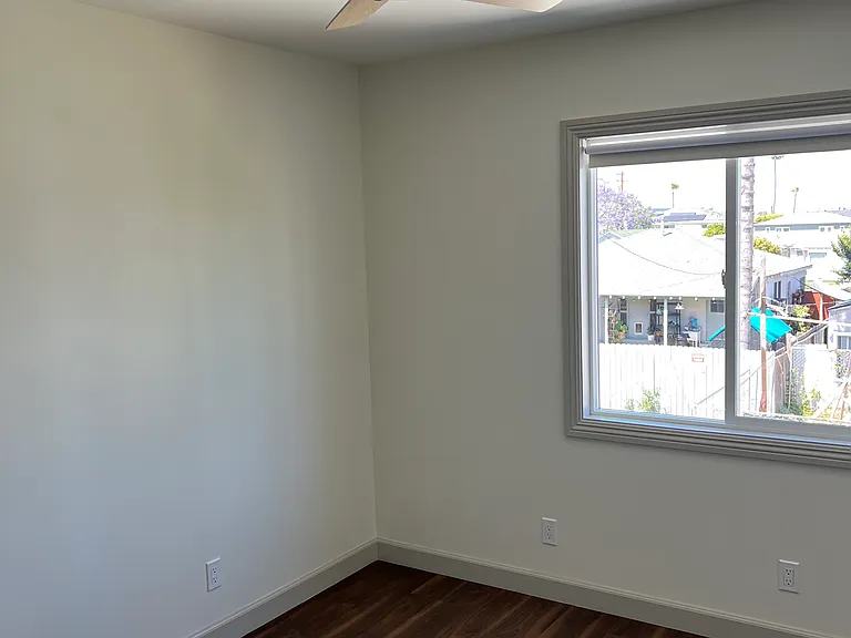 136 Magnolia St #B — Photo 8