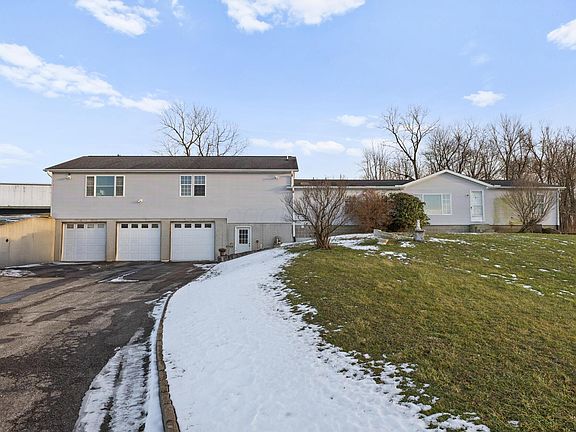 2nd image of 10370 Township Road 57 NE