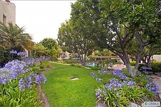 2nd image of 25 Canyon Crest Dr