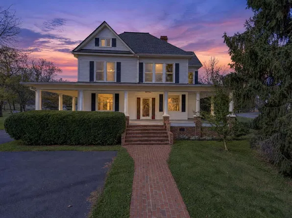 30357 Oxford Ave, Meadowview, VA 24361