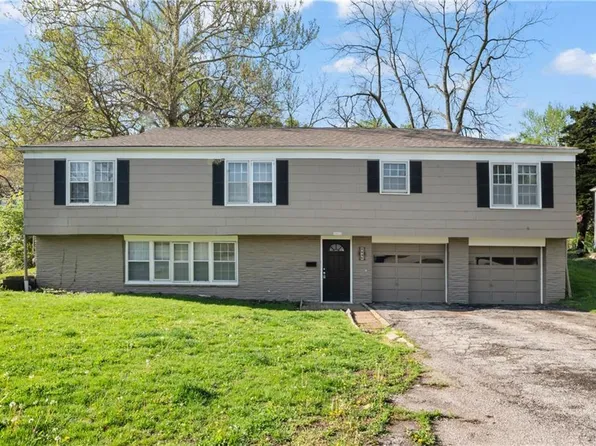 8609 E 77th St, Kansas City, MO 64138