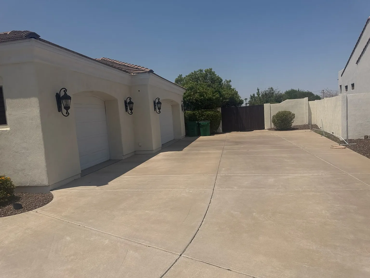 5 bed, 5.5 bath, 4556 sqft, $6,000 — Photo 4