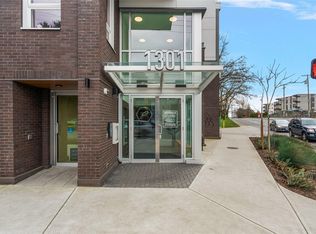 1301 Hillside Ave #306, Victoria, BC V8T2B3